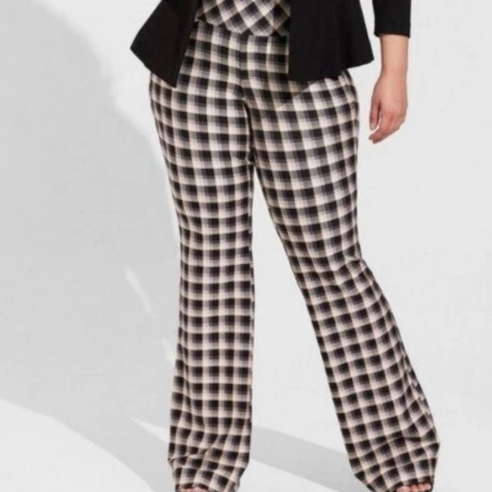 Torrid pocket pixie flare luxe ponte Plaid high rise pants womens M/L SZ 10/12
